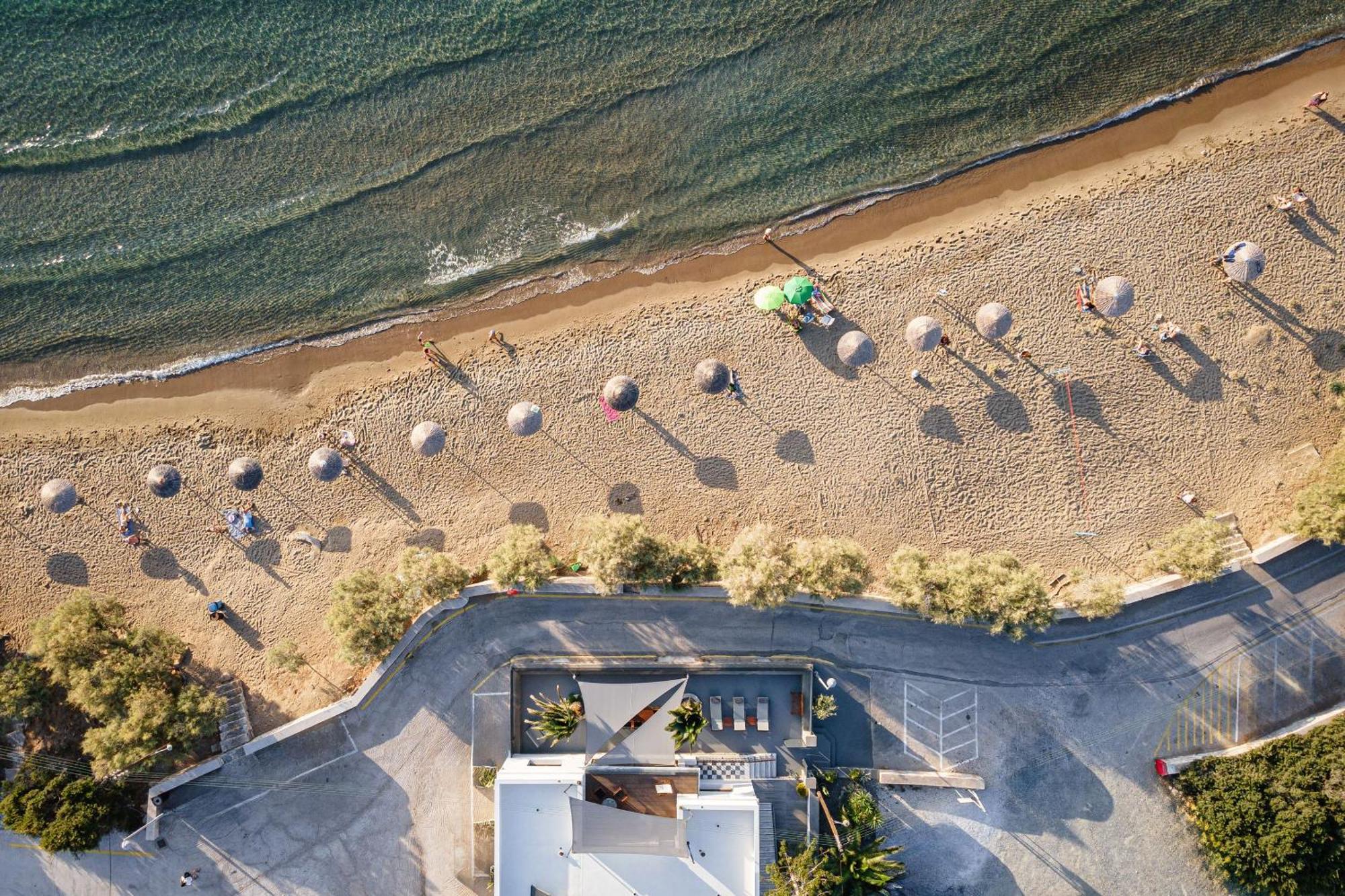 Aniv Villa By The Sea Kini Exteriör bild